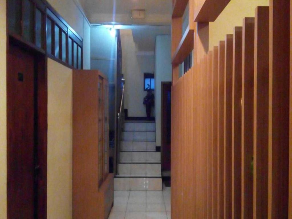 Hotel Cihampelas 1 Бандунг Экстерьер фото