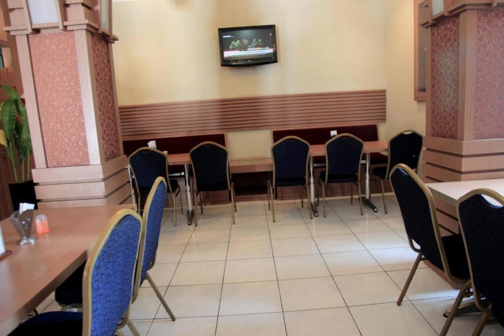 Hotel Cihampelas 1 Бандунг Экстерьер фото