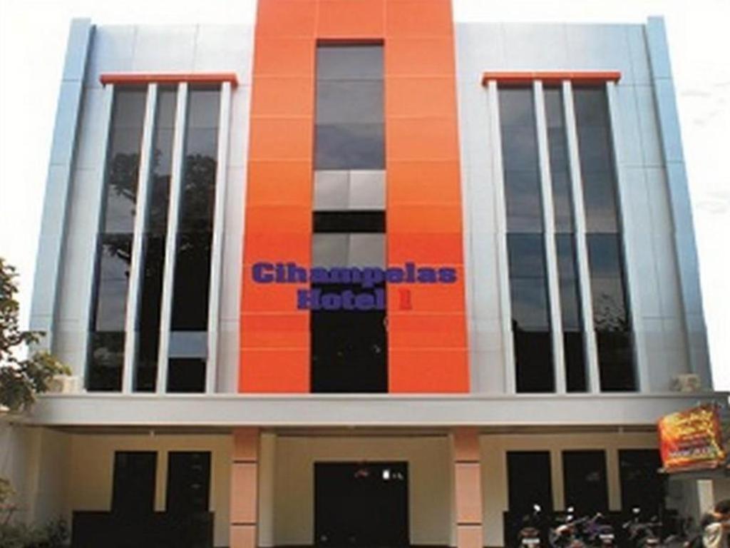 Hotel Cihampelas 1 Бандунг Экстерьер фото