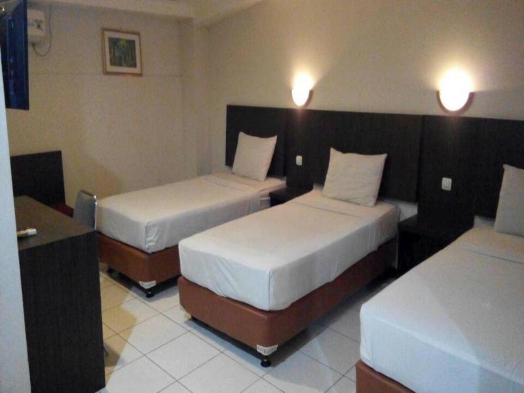 Hotel Cihampelas 1 Бандунг Экстерьер фото